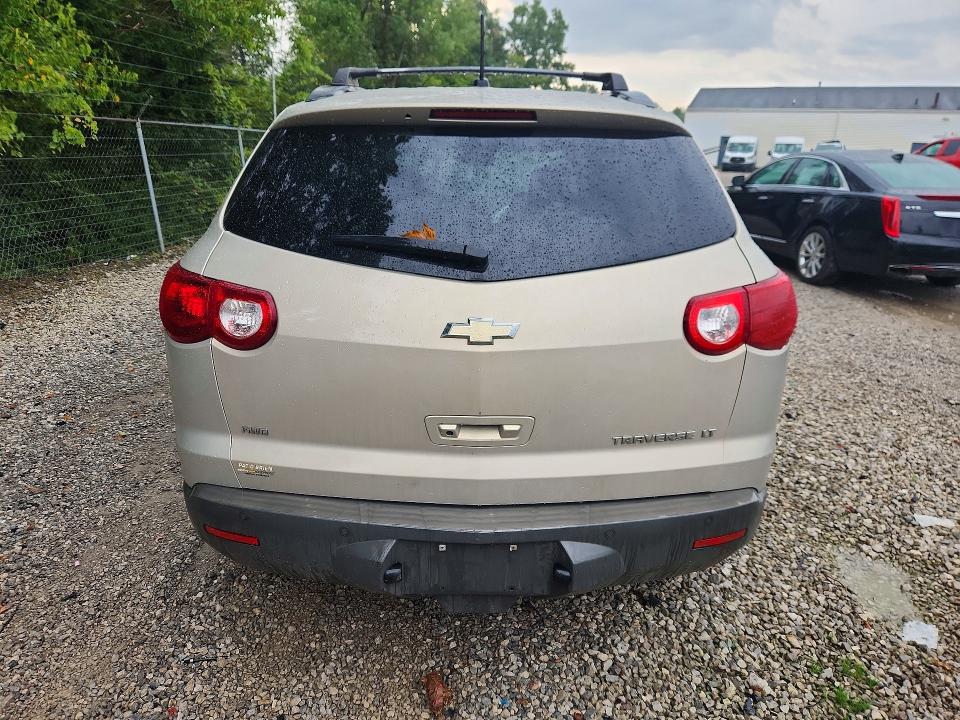 Photo 6 from auction – 2011 CHEVROLET TRAVERSE with VIN 1GNKVGED5BJ401689