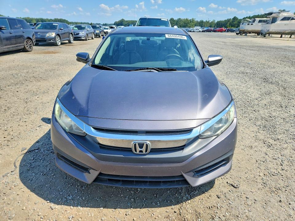 Photo 5 from auction – 2016 HONDA CIVIC with VIN 19XFC2F79GE014689