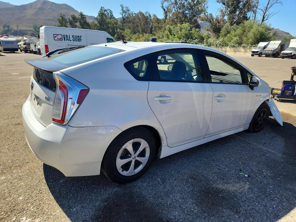 Photo 3 from auction – 2015 TOYOTA PRIUS with VIN JTDKN3DU6F1963660