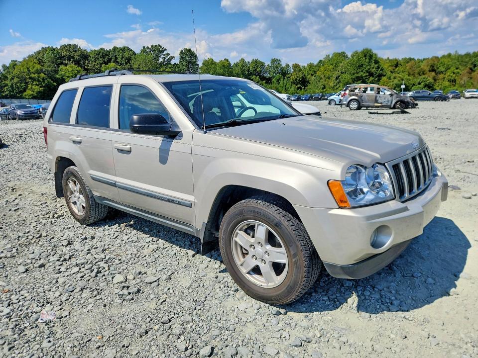 Снимка 4 от търг – 2007 JEEP GRAND CHEROKEE с VIN 1J8GR48K57C681078