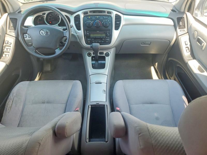 Photo 8 from auction – 2006 TOYOTA HIGHLANDER with VIN JTEDW21A360004258