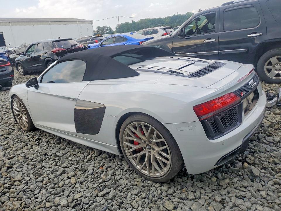 صورة رقم 2 من المزاد - 2020 AUDI R8 مع VIN WUAVECFX5L7901473