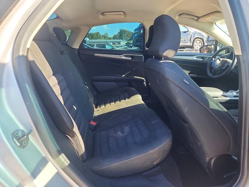 Photo 10 from auction – 2017 FORD FUSION with VIN 3FA6P0H73HR389726