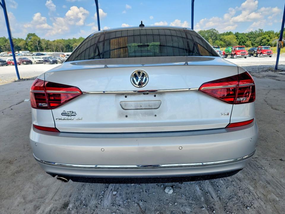 Photo 6 from auction – 2018 VOLKSWAGEN PASSAT with VIN 1VWBA7A35JC043740