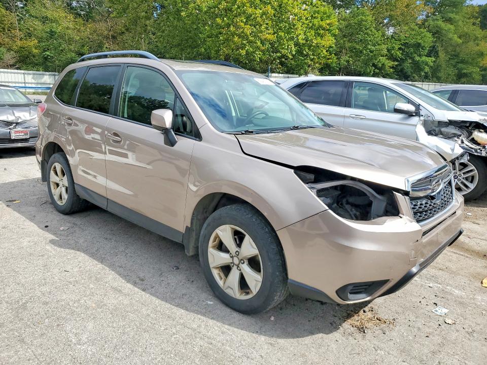 Photo 4 from auction – 2016 SUBARU FORESTER with VIN JF2SJADC4GH418350