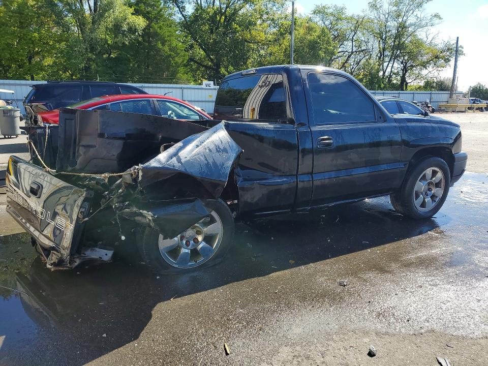 Снимка 3 от търг – 2005 CHEVROLET SILVERADO с VIN 1GCEC14X25Z315119