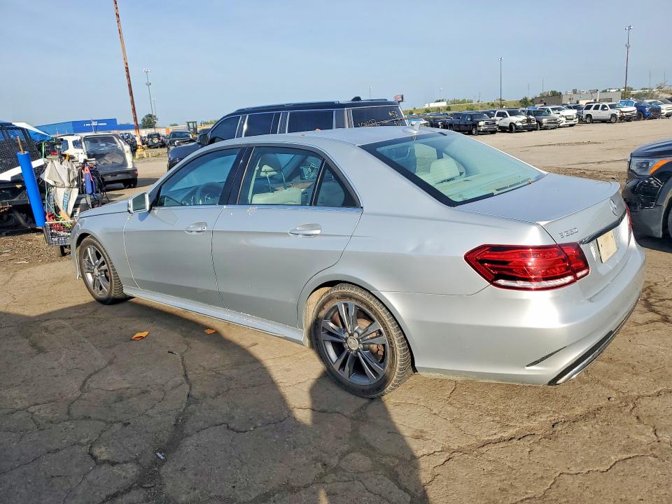 Photo 2 from auction – 2016 MERCEDES-BENZ E with VIN WDDHF5KB6GB168338
