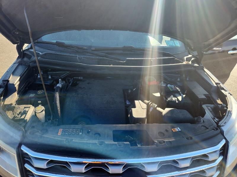 Photo 12 from auction – 2016 FORD EXPLORER with VIN 1FM5K8F83GGC89142
