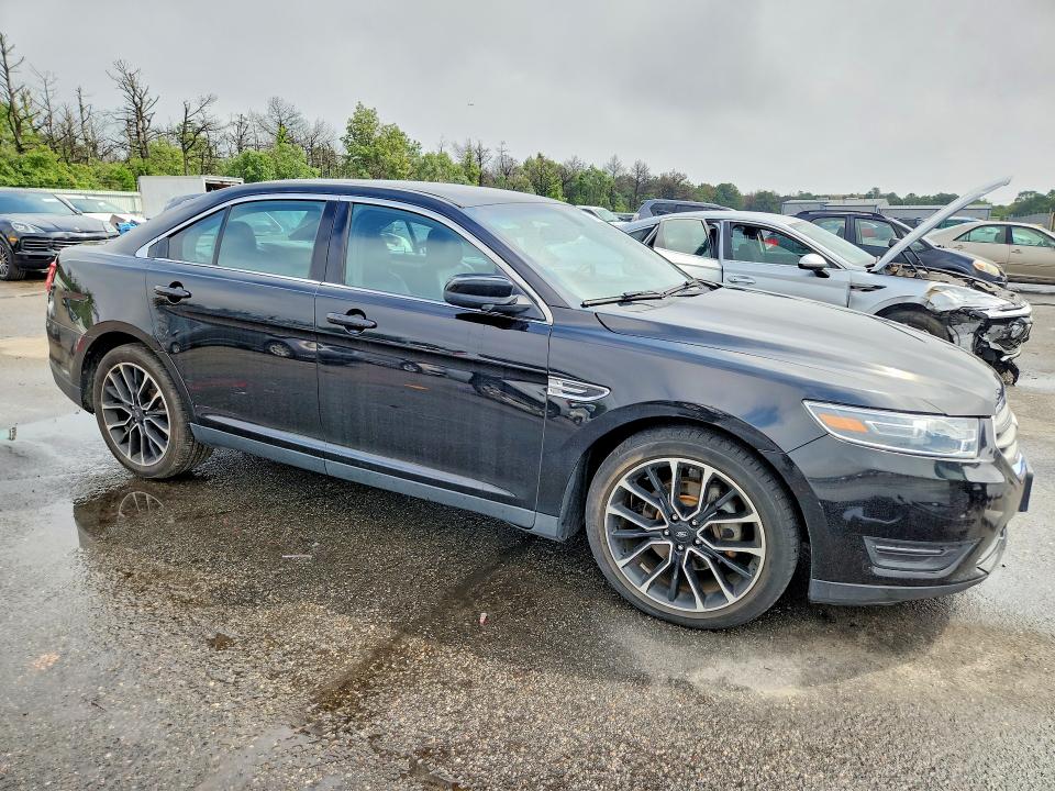 Photo 4 from auction – 2018 FORD TAURUS with VIN 1FAHP2H8XJG118110