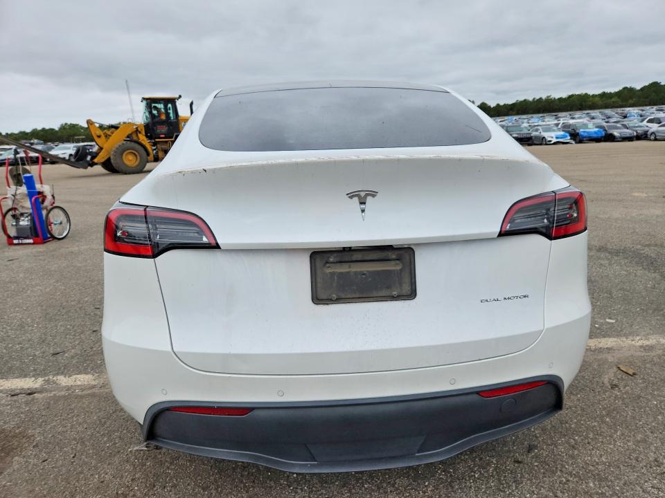 Foto 6 de la subasta – 2021 TESLA MODEL Y con VIN 5YJYGDEE4MF089881