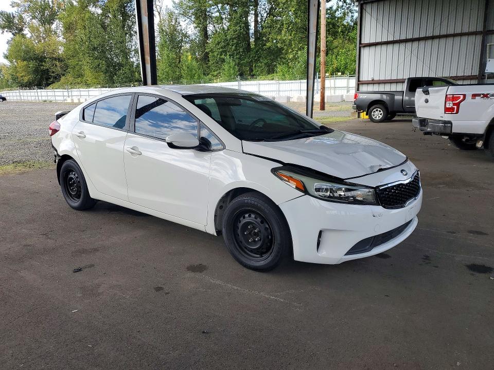 صورة رقم 4 من المزاد - 2017 KIA FORTE مع VIN 3KPFK4A76HE038214