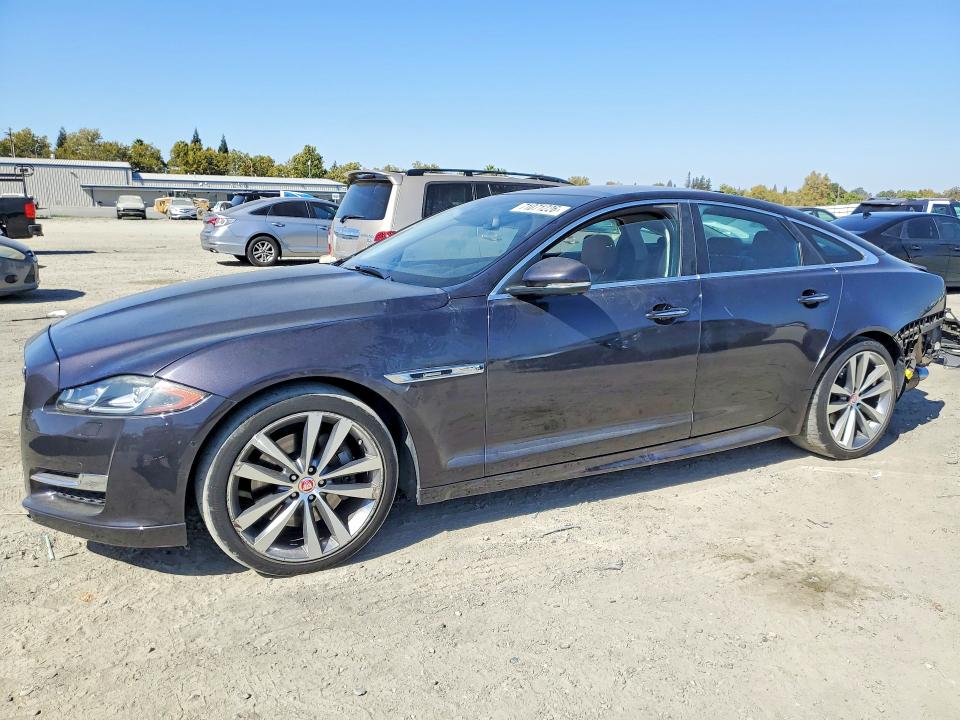Zdjęcie 1 z aukcji – 2016 JAGUAR XJ z VIN SAJWJ1CD1G8V98270
