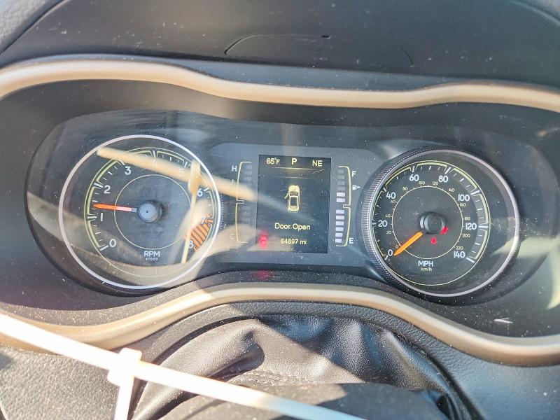 Foto 9 de la subasta – 2015 JEEP CHEROKEE con VIN 1C4PJMCS1FW571678