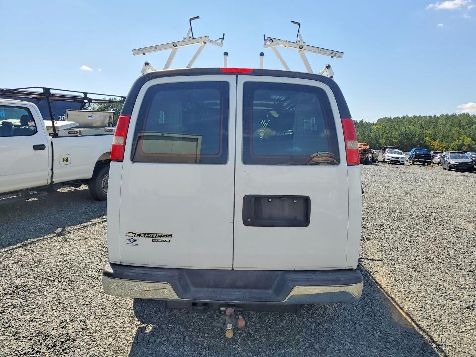 Photo 6 from auction – 2016 CHEVROLET EXPRESS G2500 with VIN 1GCWGAFF9G1320901