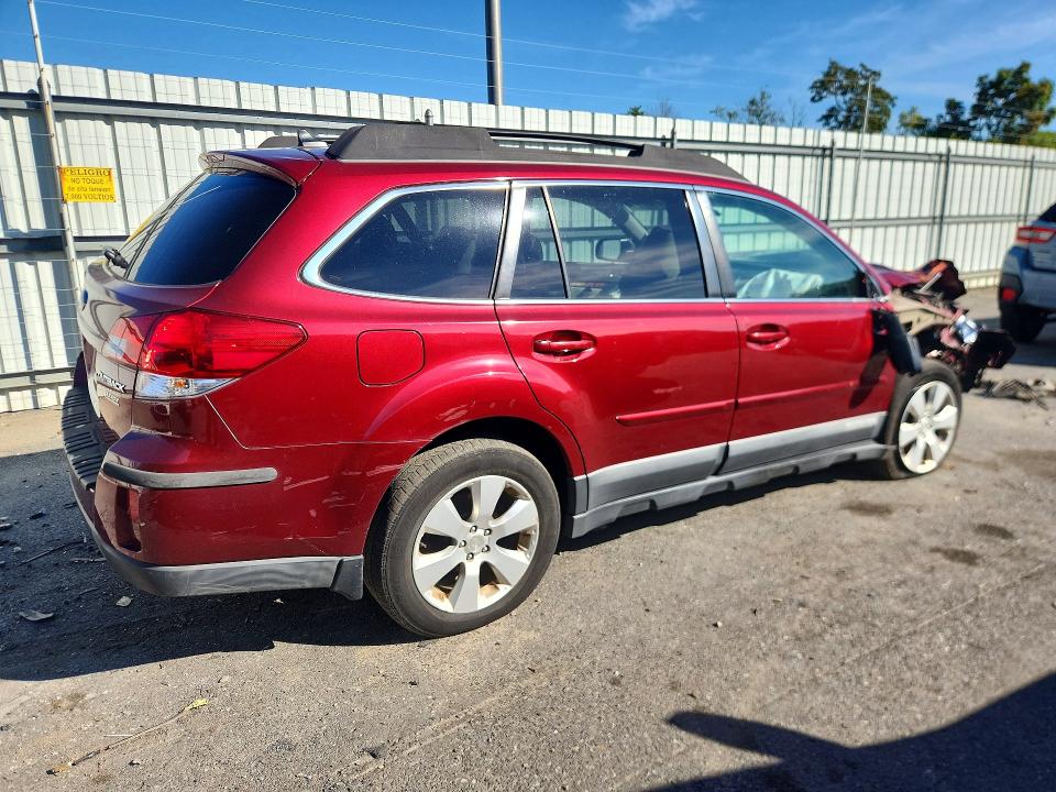 Photo 3 from auction – 2011 SUBARU OUTBACK with VIN 4S4BRBKC6B3354359