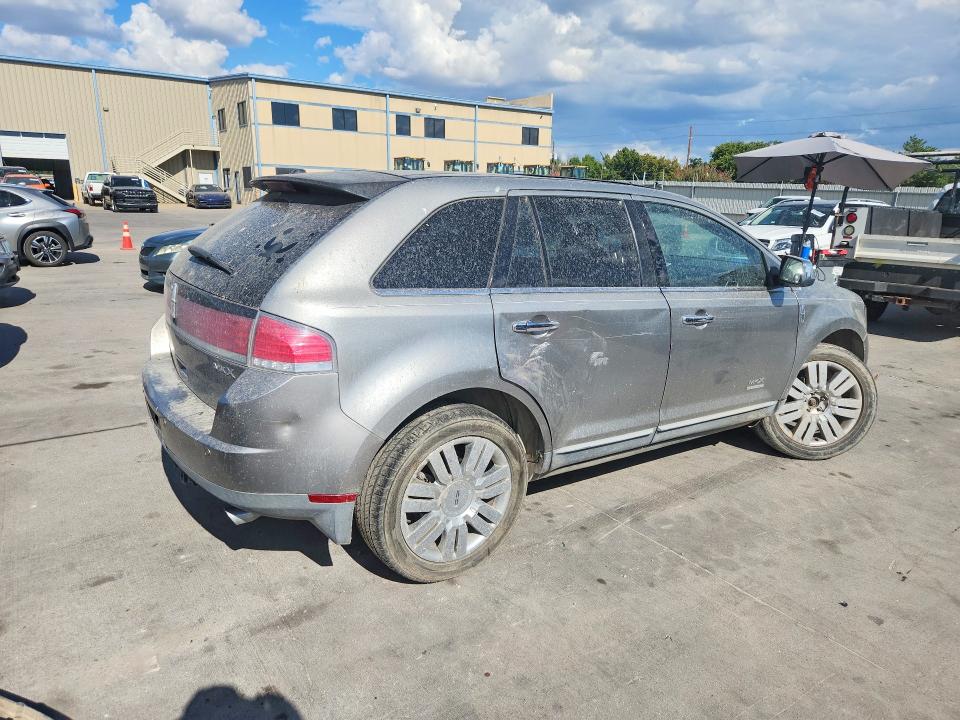 Photo 3 from auction – 2008 LINCOLN MKX with VIN 2LMDU68CX8BJ00348