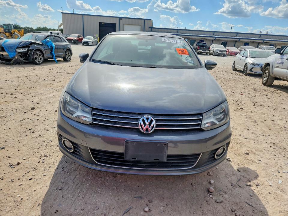 Photo 5 from auction – 2012 VOLKSWAGEN EOS with VIN WVWBW7AH9CV013048