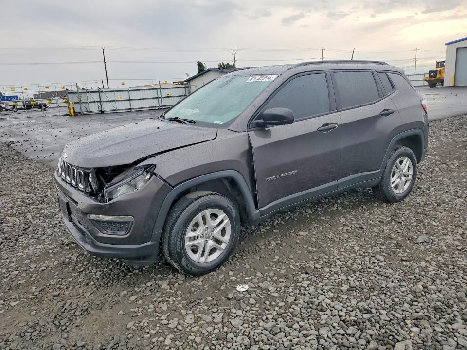 JEEP COMPASS 2018 with VIN 3C4NJDAB8JT481663 - Photo from auction
