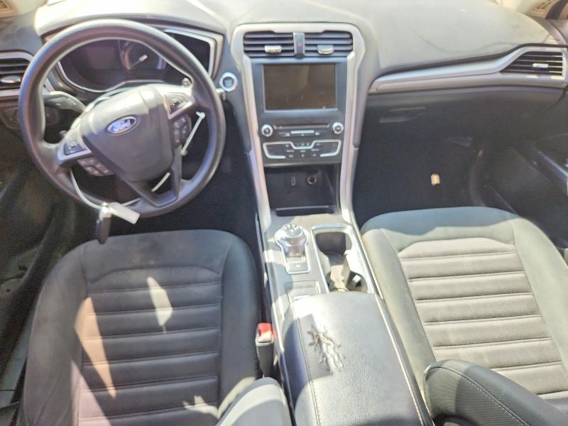 Photo 8 from auction – 2017 FORD FUSION with VIN 3FA6P0HD1HR257733