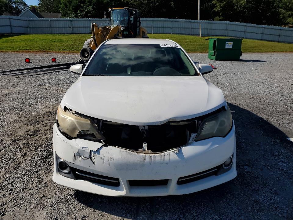 Photo 5 from auction – 2012 TOYOTA CAMRY with VIN 4T1BF1FK8CU130297