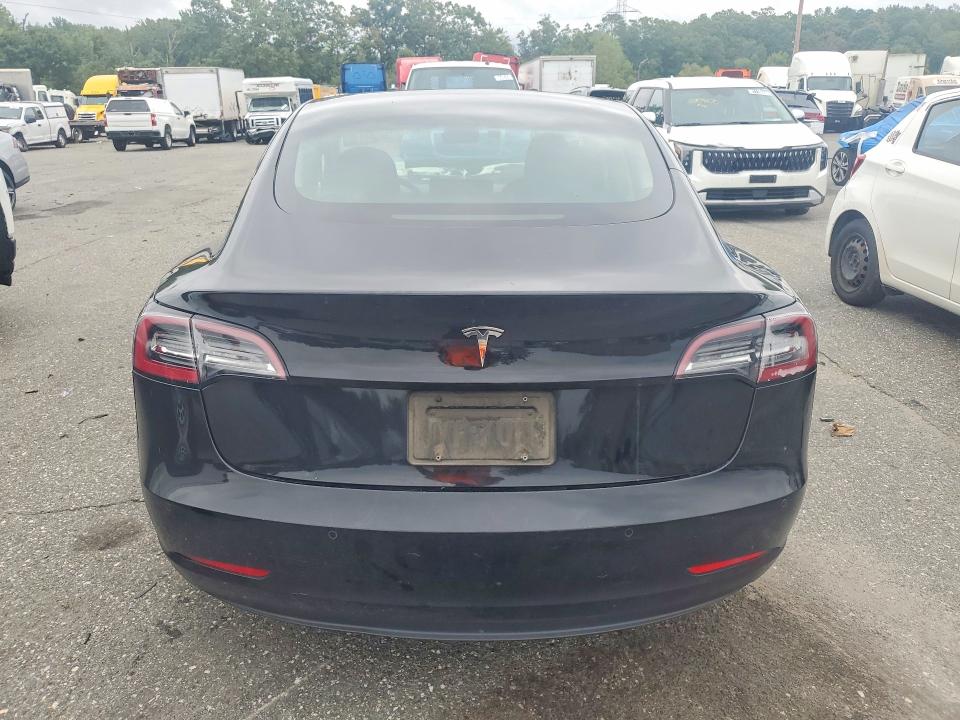 Photo 6 from auction – 2022 TESLA MODEL 3 with VIN 5YJ3E1EAXNF369012