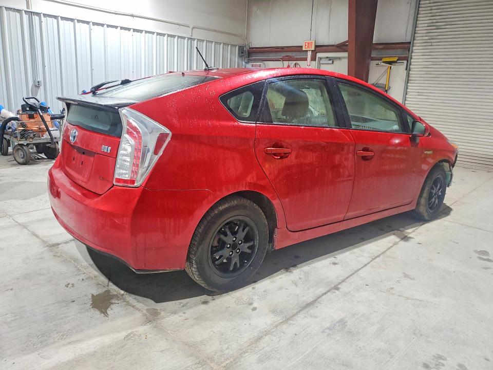 صورة رقم 3 من المزاد - 2013 TOYOTA PRIUS مع VIN JTDKN3DUXD0349617