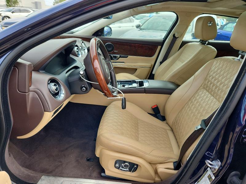Снимка 7 от търг – 2019 JAGUAR XJL с VIN SAJWJ2GD3K8W19838
