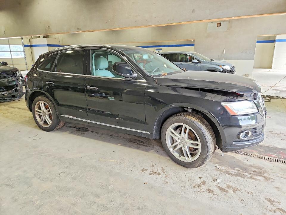 Foto 4 de la subasta – 2015 AUDI Q5 con VIN WA1LFAFP3FA062057