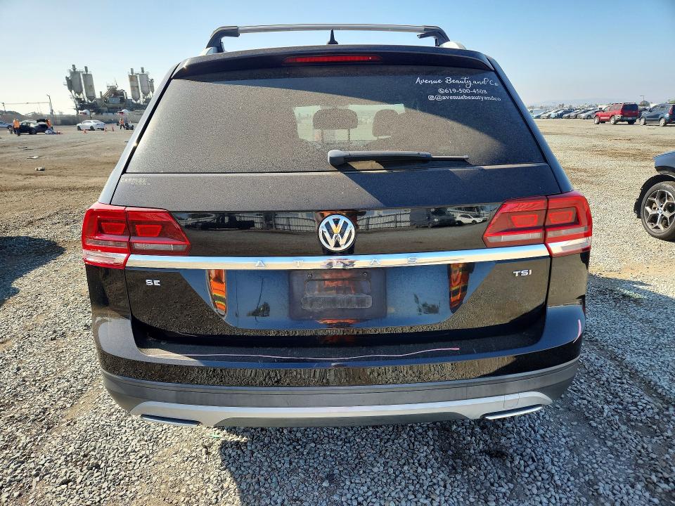 Photo 6 from auction – 2018 VOLKSWAGEN ATLAS with VIN 1V2CP2CA6JC594360