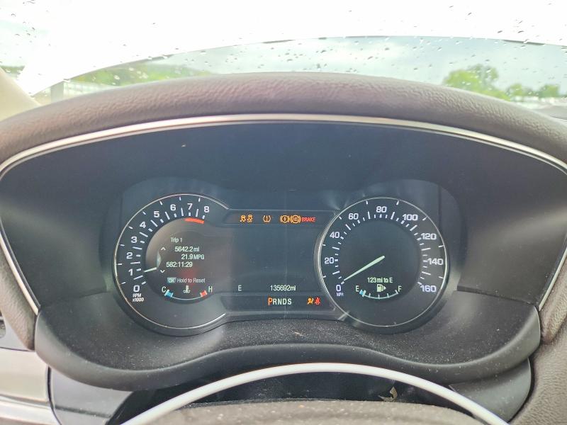 Photo 9 from auction – 2019 LINCOLN MKC with VIN 5LMCJ1D95KUL26549