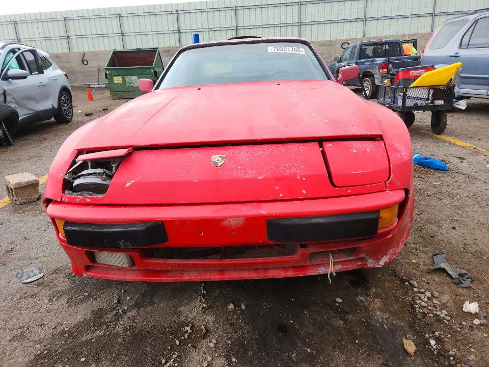 Photo 5 from auction – 1985 PORSCHE 944 with VIN WP0AA0942FN475152