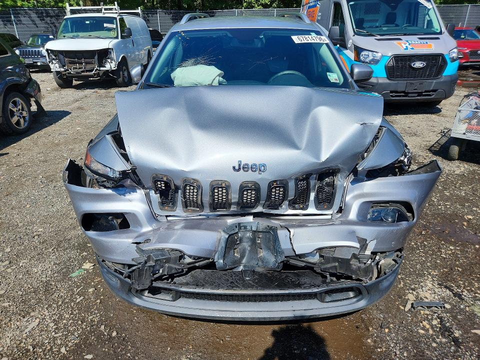Photo 5 from auction – 2014 JEEP CHEROKEE with VIN 1C4PJLCB2EW162839