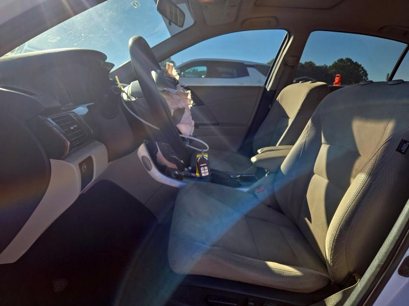Снимка 7 от търг – 2016 HONDA ACCORD с VIN 1HGCR2F74GA111188