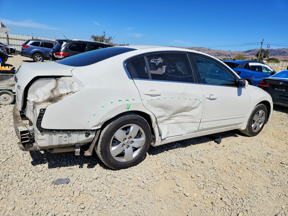 Photo 3 from auction – 2008 NISSAN ALTIMA with VIN 1N4AL21E18N558560