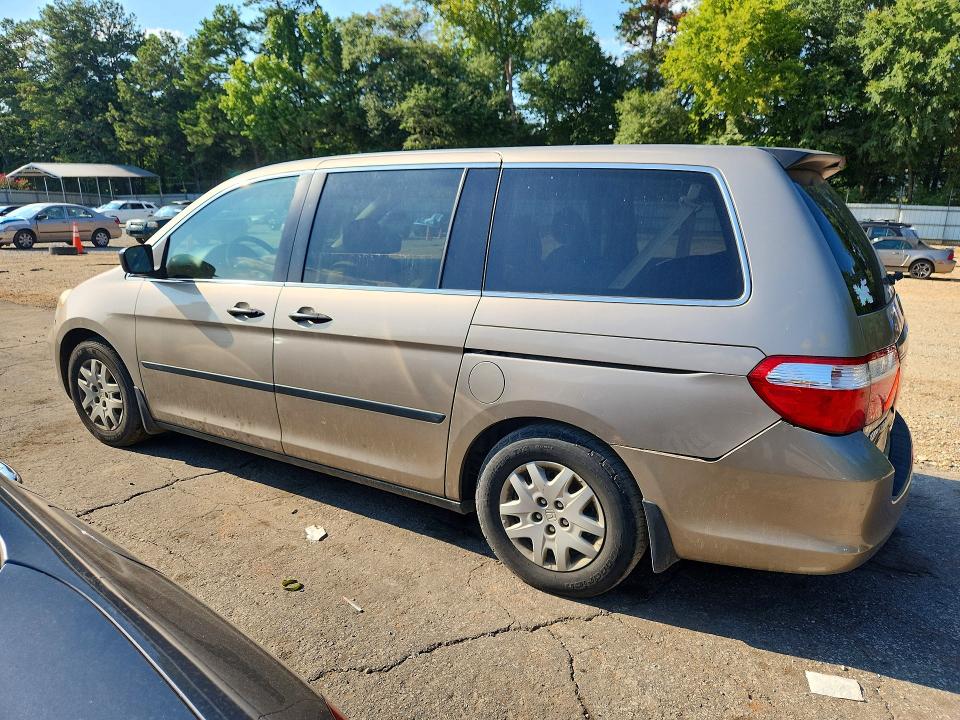 Photo 2 from auction – 2006 HONDA ODYSSEY with VIN 5FNRL38206B057766