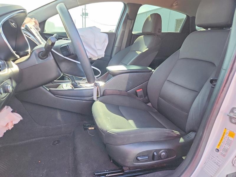 Photo 7 from auction – 2018 CHEVROLET MALIBU with VIN 1G1ZD5ST6JF210951