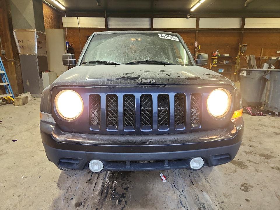 Снимка 5 от търг – 2011 JEEP PATRIOT с VIN 1J4NF1GB9BD141978