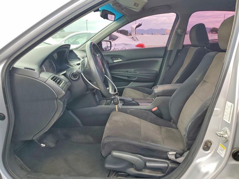 Zdjęcie 7 z aukcji – 2010 HONDA ACCORD z VIN 1HGCP2F3XAA135943
