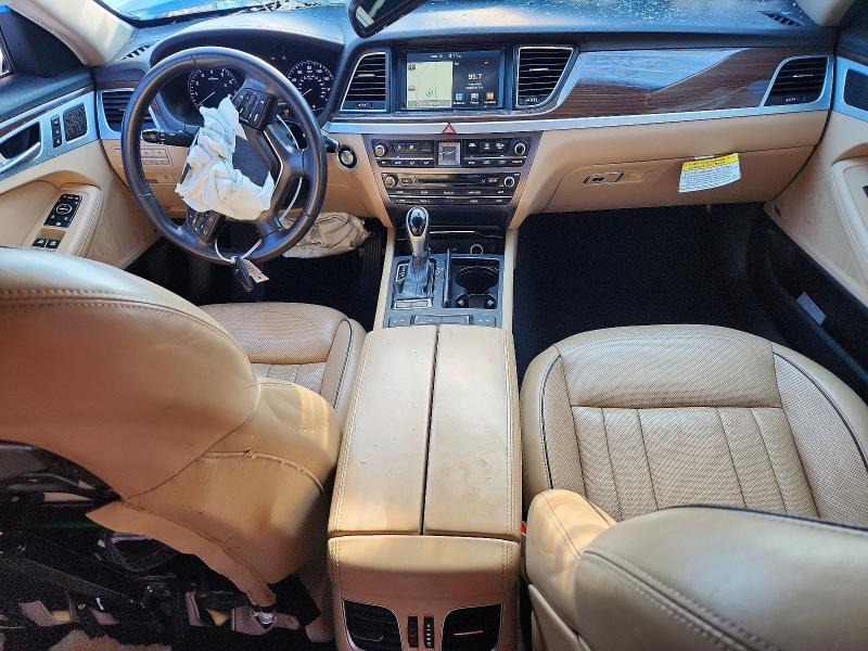 Photo 8 from auction – 2015 HYUNDAI GENESIS with VIN KMHGN4JE3FU053323
