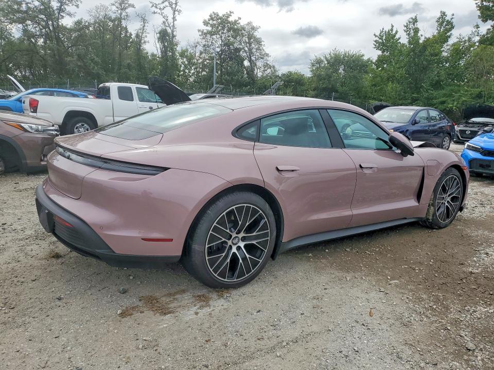 Zdjęcie 3 z aukcji – 2024 PORSCHE TAYCAN z VIN WP0AA2Y13RSA12397