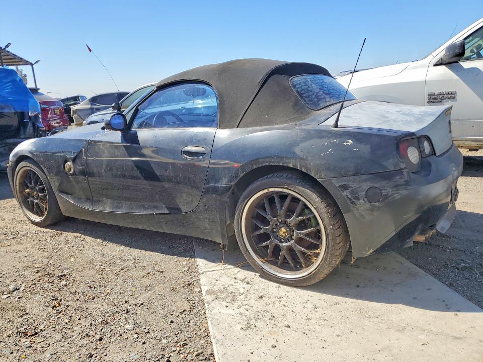 Photo 2 from auction – 2003 BMW Z4 with VIN 4USBT33443LR61634
