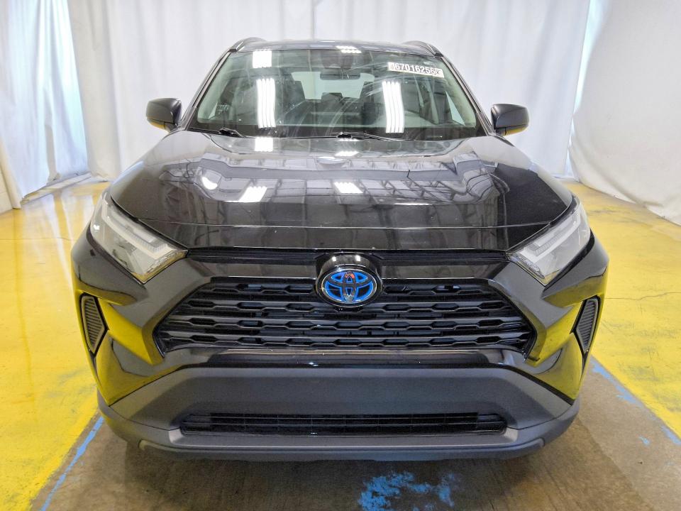 Photo 5 from auction – 2024 TOYOTA RAV4 with VIN 2T3LWRFV0RW234926