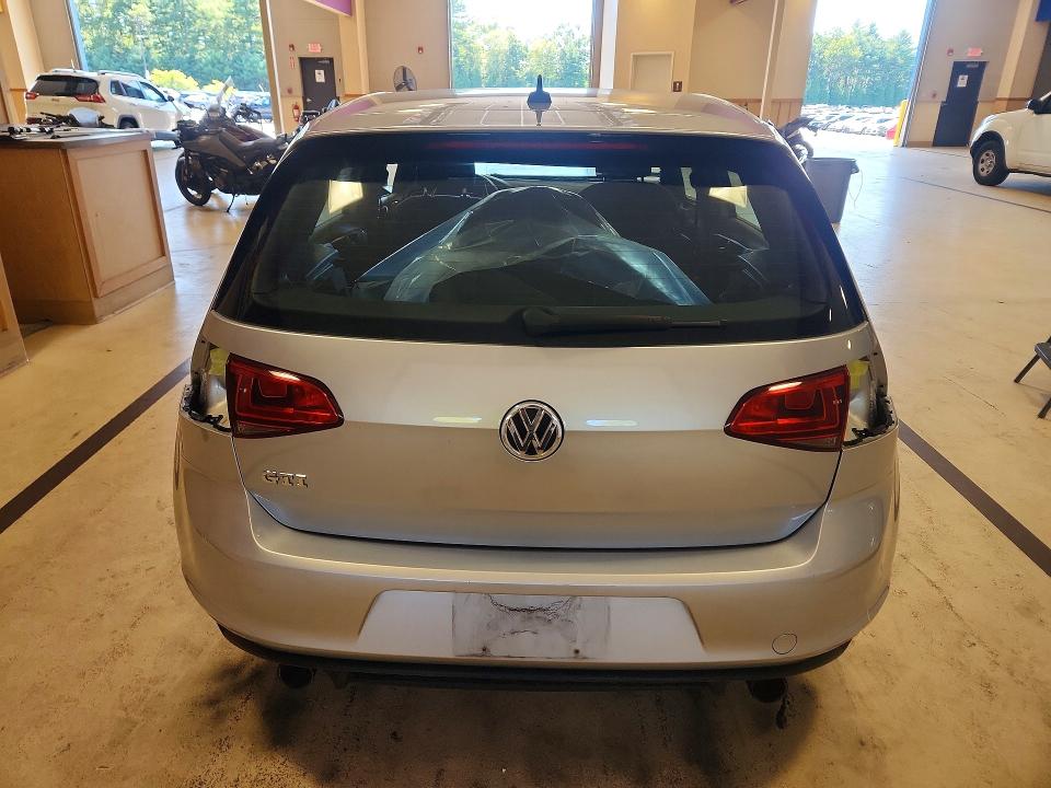 Снимка 6 от търг – 2016 VOLKSWAGEN GTI с VIN 3VW4T7AU2GM067478
