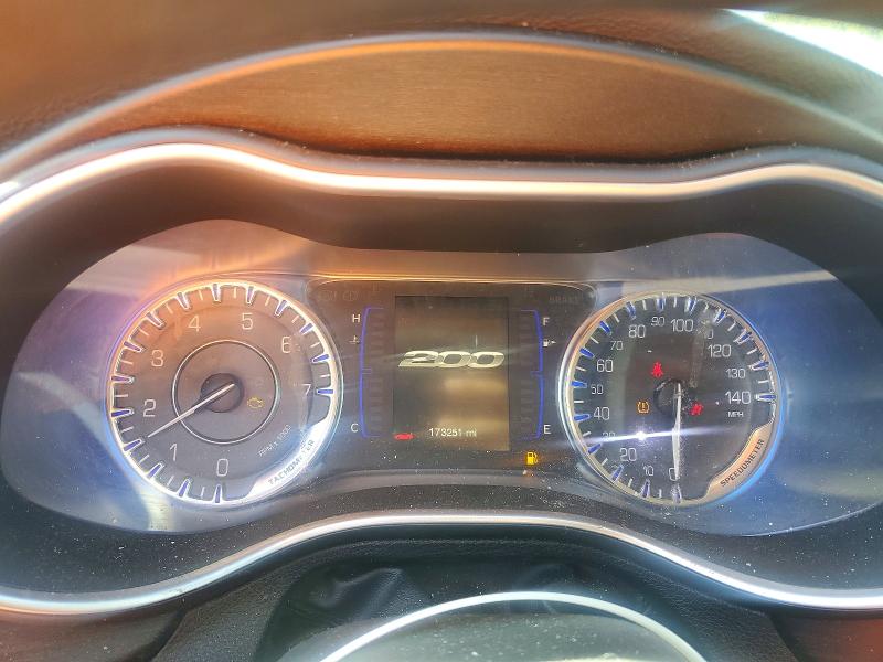 Фото 9 с аукциона – 2015 CHRYSLER 200 с VIN 1C3CCCAB0FN741884