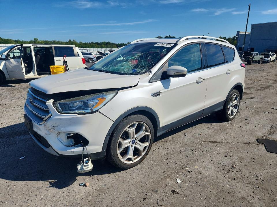 Снимка 1 от търг – 2018 FORD ESCAPE с VIN 1FMCU9J99JUB80054
