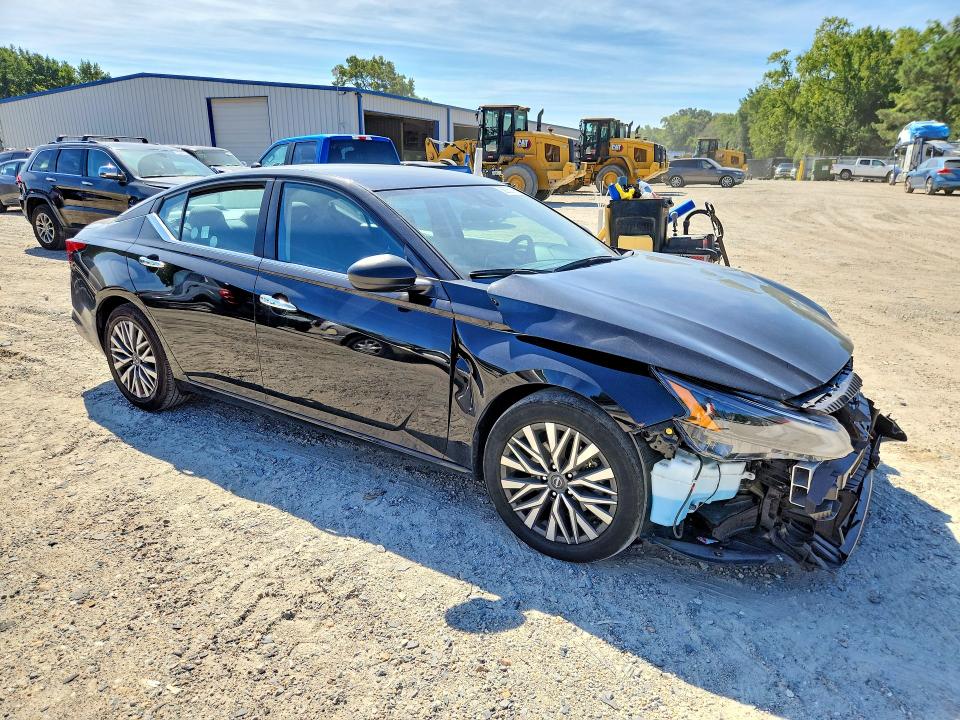 Снимка 4 от търг – 2024 NISSAN ALTIMA с VIN 1N4BL4DV2RN417350