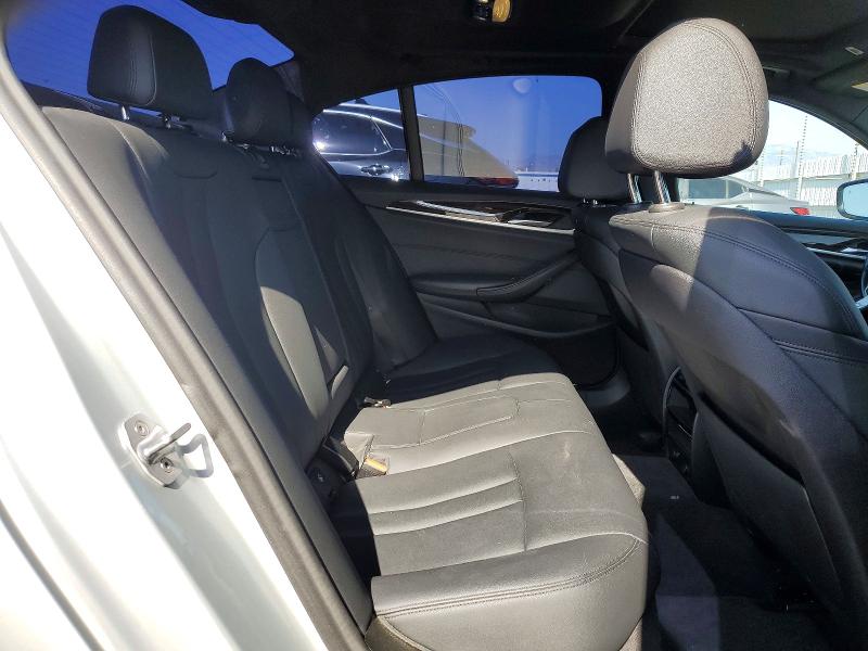 Photo 10 from auction – 2019 BMW 530E with VIN WBAJA9C58KB399581