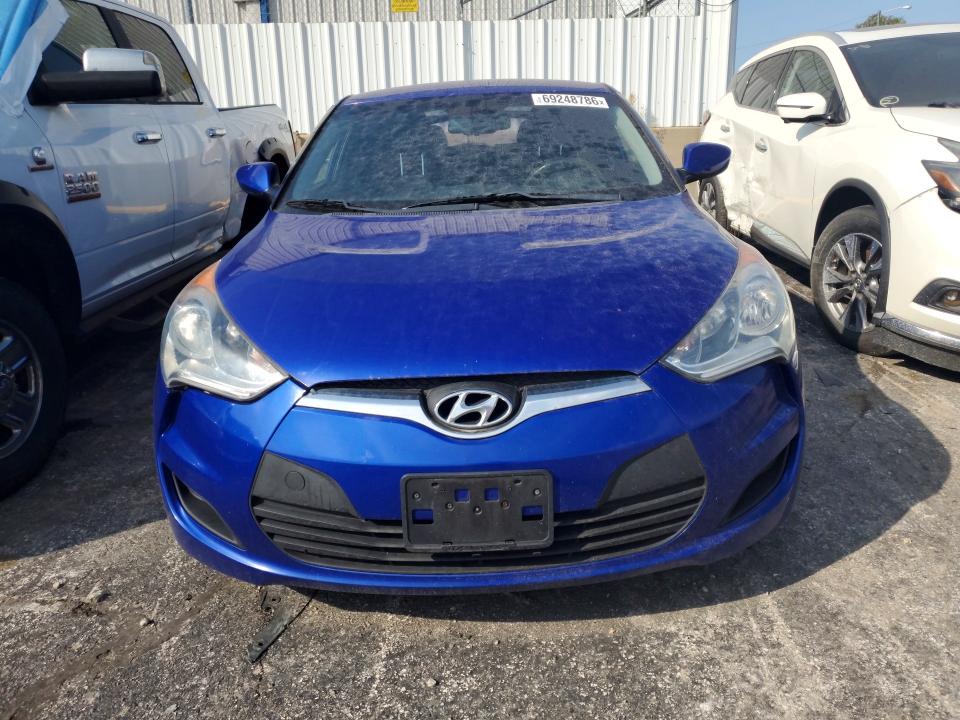 Снимка 5 от търг – 2012 HYUNDAI VELOSTER с VIN KMHTC6AD2CU028612