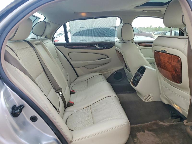 Снимка 10 от търг – 2008 JAGUAR XJ с VIN SAJWA82B68SH28396