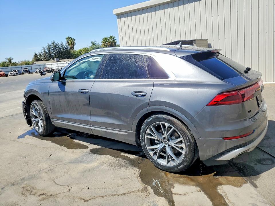Photo 2 from auction – 2026 AUDI Q8 with VIN WA1BVBF15TD033895